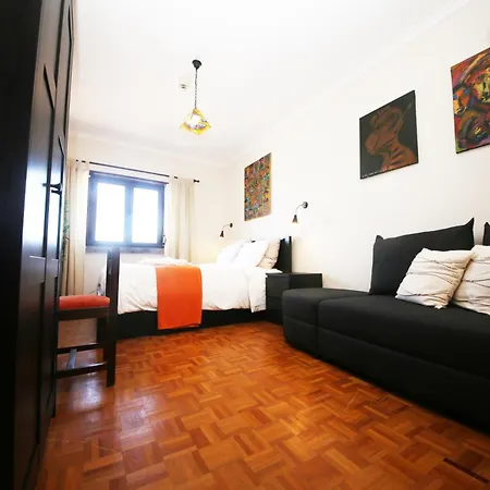 Prime Oceanfront Apartament *